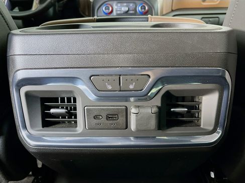 Used 2023 Chevrolet Silverado 2500 High Country AWD/4WD image 34