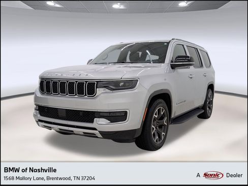 Used 2023 Jeep Wagoneer Series III w/ Preferred Equipment Group image 1