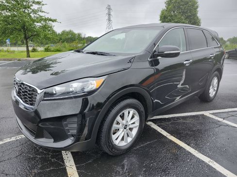 Used 2019 Kia Sorento L FWD image 11