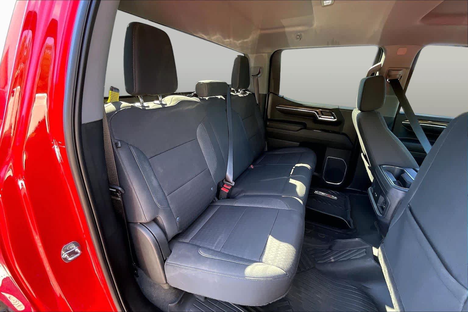 Used 2022 Chevrolet Silverado 1500 LT Trail Boss AWD/4WD image 26