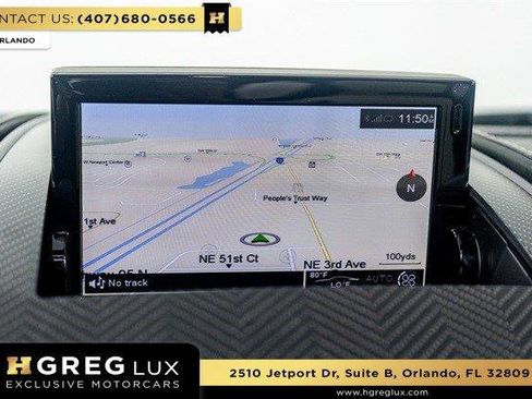 Used 2017 Aston Martin Vanquish S image 26