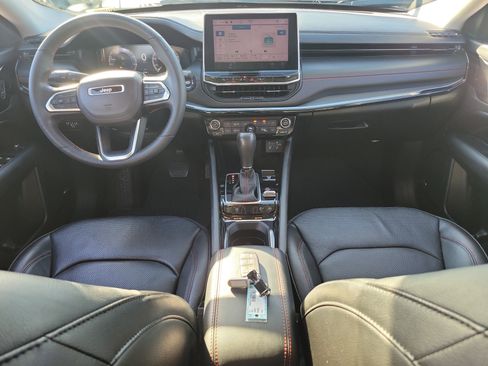 Used 2022 Jeep Compass Trailhawk w/ Trailhawk Elite Group image 14