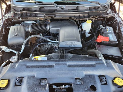 Used 2018 RAM 1500 Express w/ Express Value Package AWD/4WD image 24