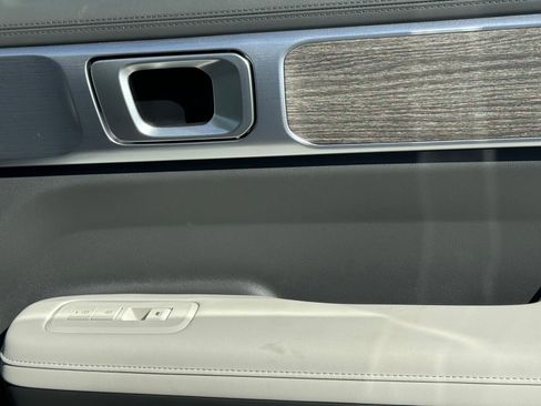 New 2026 Hyundai Santa Fe Calligraphy AWD/4WD image 12