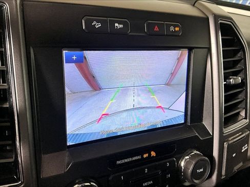 Used 2020 Ford F150 XLT w/ Equipment Group 302A Luxury AWD/4WD image 17