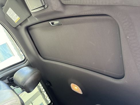 Used 2013 Ford F150 Platinum image 24