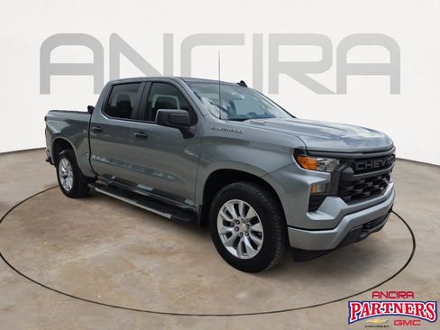 Used 2025 Chevrolet Silverado 1500 Custom RWD image 1