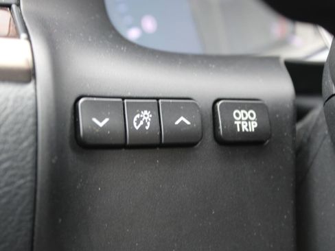 Used 2017 Lexus ES 350 w/ Luxury Package image 37