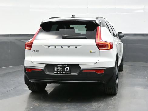 Used 2024 Volvo XC40 Recharge Ultimate w/ Protection Package Premier image 6