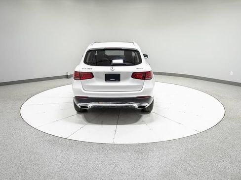 Used 2020 Mercedes-Benz GLC 300 4MATIC image 32