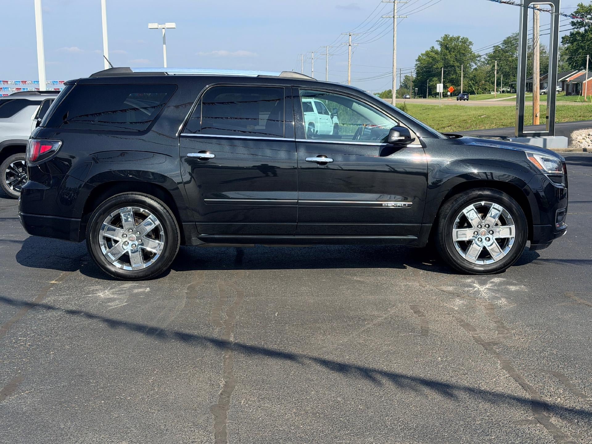Used 2015 GMC Acadia Denali AWD/4WD image 4