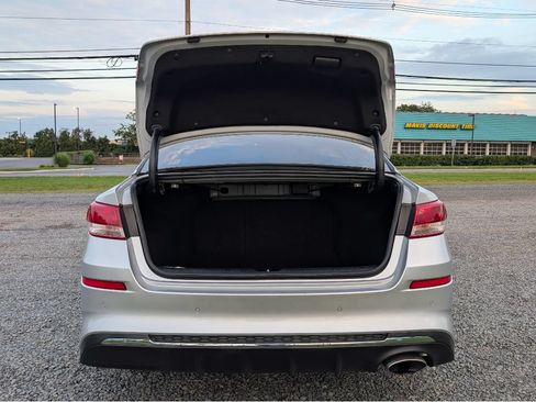 Used 2020 Kia Optima LX FWD image 7