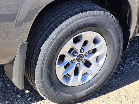 New 2026 Nissan Frontier S image 5