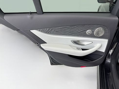 Used 2023 Mercedes-Benz E 350 Sedan image 25