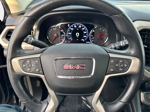 Used 2022 GMC Acadia Denali w/ Denali Ultimate Package image 25