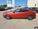 Used 2017 Volvo S60 T5 Inscription Platinum w/ Climate Package image 2
