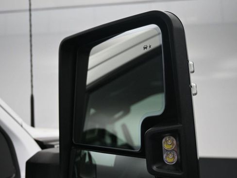 Used 2026 GMC Sierra 2500 AT4X image 9