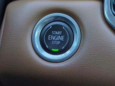 Used 2023 GMC Canyon AT4 w/ AT4 Premium Package AWD/4WD image 23