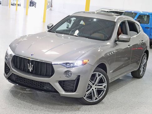 Used 2020 Maserati Levante GranSport image 5
