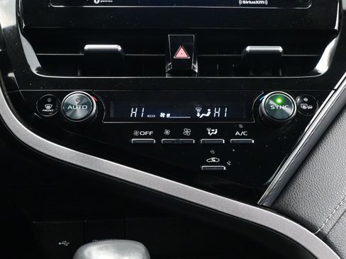 Used 2023 Toyota Camry SE image 20