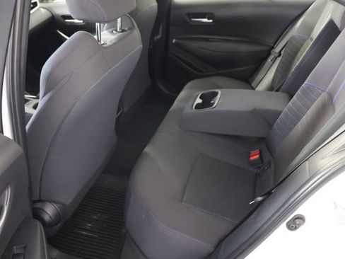 Used 2022 Toyota Corolla SE w/ SE Premium Package image 18