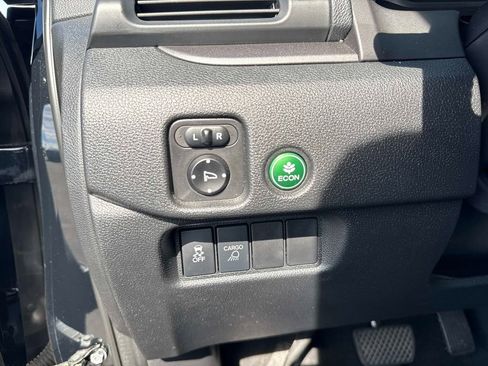 Used 2018 Honda Ridgeline RTL-T image 29