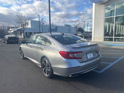 Used 2022 Honda Accord Sport image 6