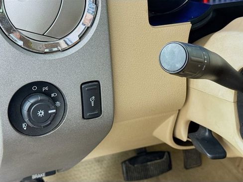 Used 2011 Ford F350 King Ranch w/ King Ranch w/Chrome Pkg AWD/4WD image 11