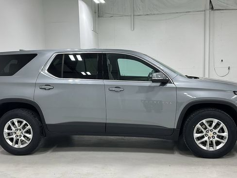 Used 2023 Chevrolet Traverse LS w/ Safety Package FWD image 6