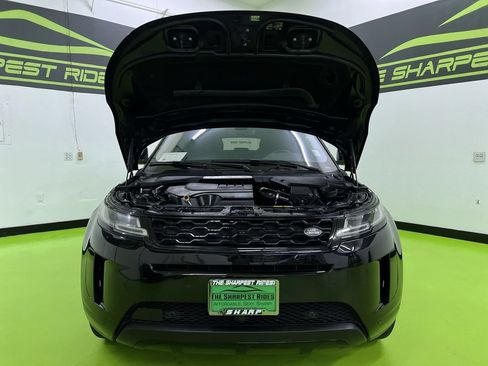 Used 2020 Land Rover Range Rover Evoque SE AWD/4WD image 4