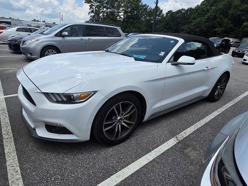 Used 2016 Ford Mustang Premium RWD image 14