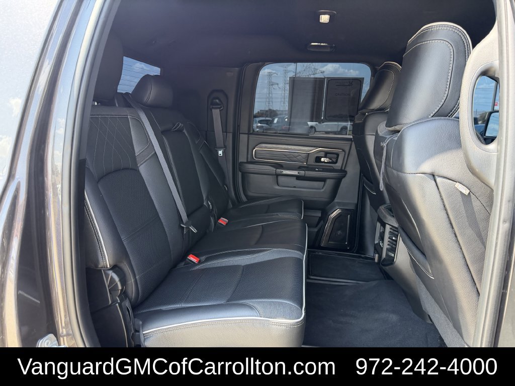 Used 2025 RAM 2500 Limited AWD/4WD image 32