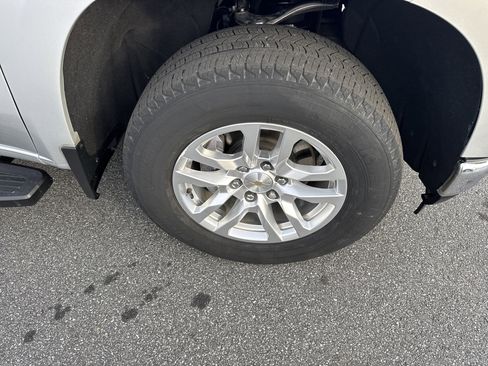 Used 2022 Chevrolet Silverado 1500 LT image 16