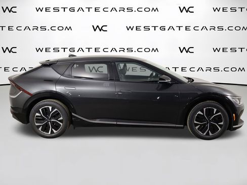 Used 2022 Kia EV6 Wind image 52