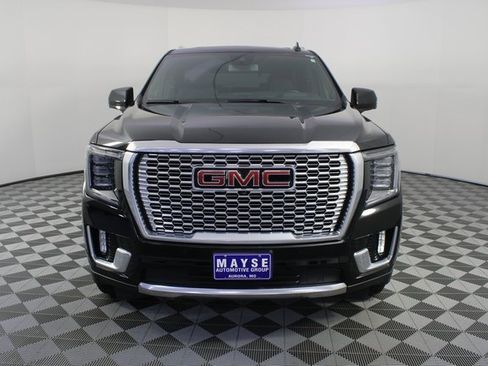 Used 2023 GMC Yukon Denali image 32