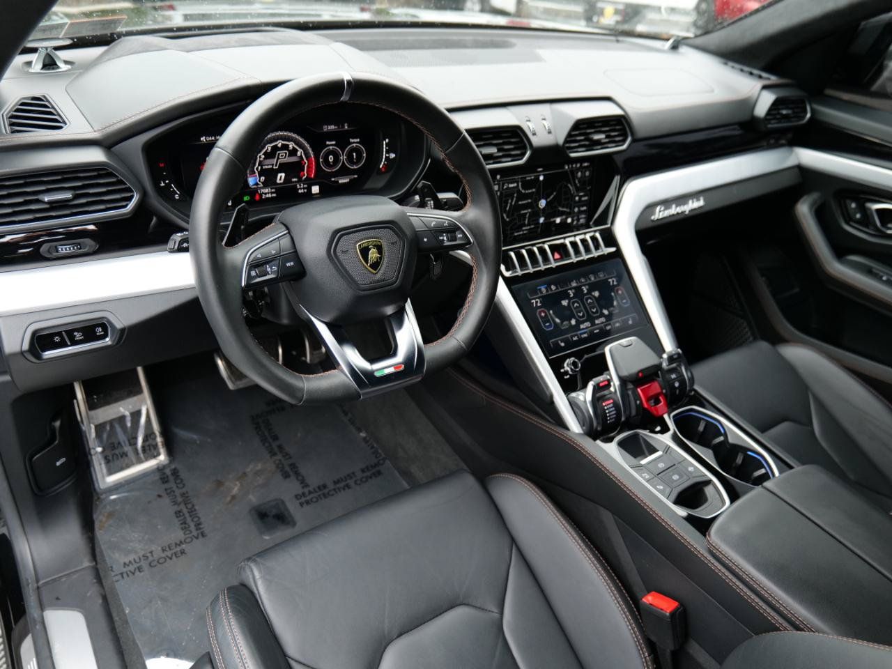 Used 2021 Lamborghini Urus AWD/4WD image 13