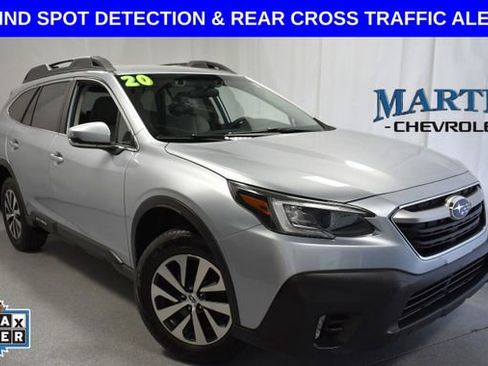 Used 2020 Subaru Outback Premium AWD/4WD image 1