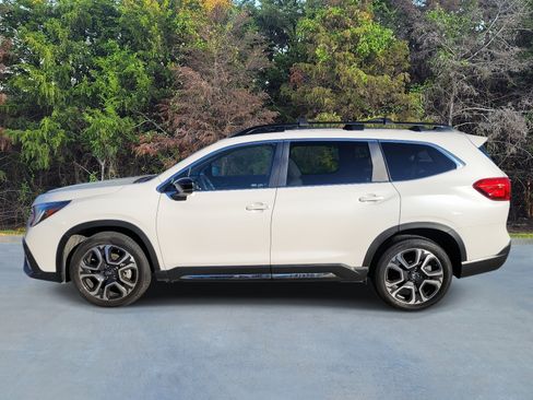 Used 2024 Subaru Ascent Limited image 22
