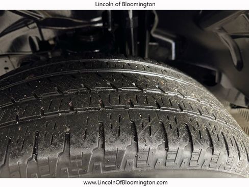 Used 2022 Jeep Wrangler Unlimited Sahara w/ Cold Weather Group image 13