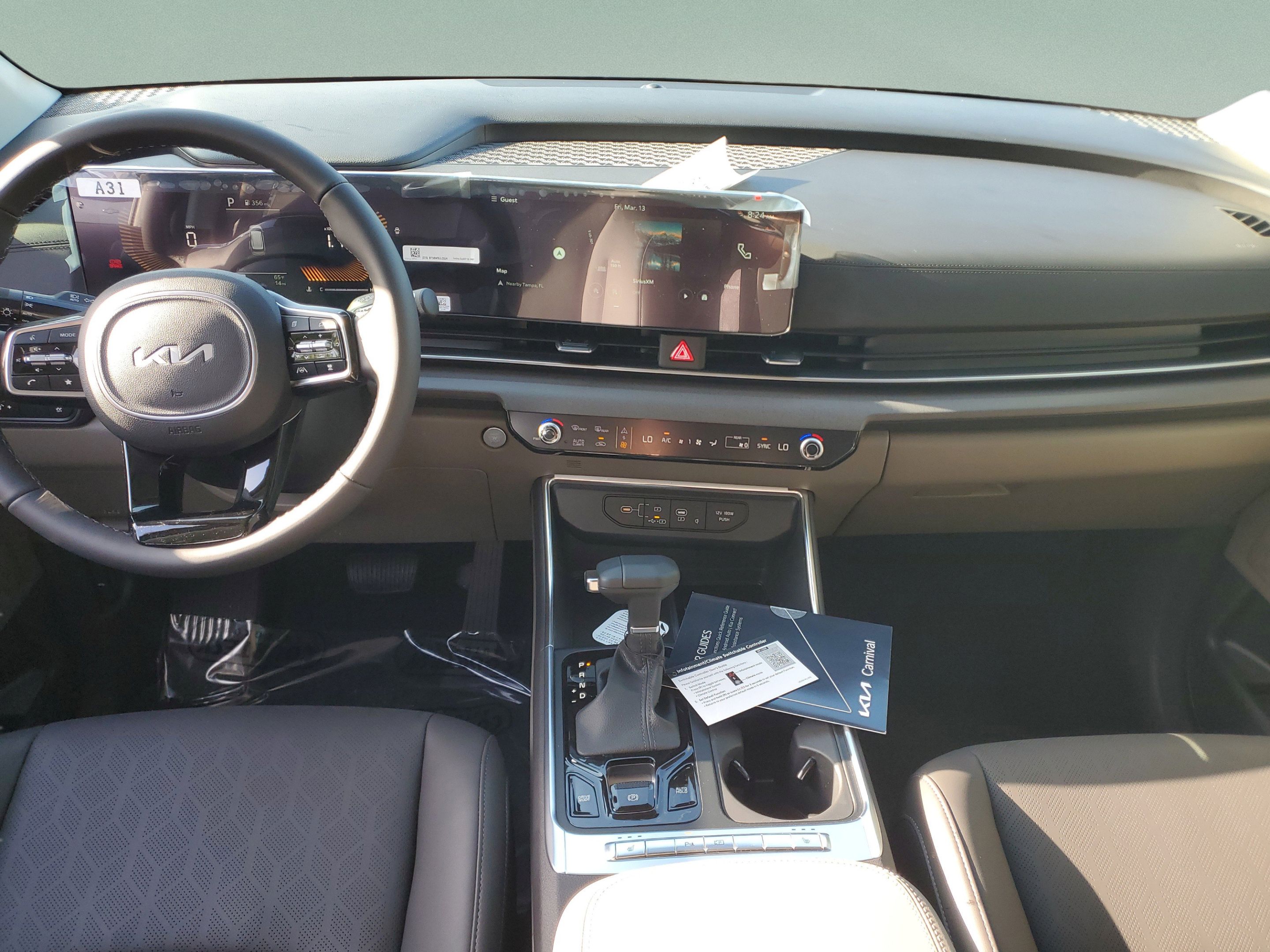 New 2026 Kia Carnival EX FWD image 9