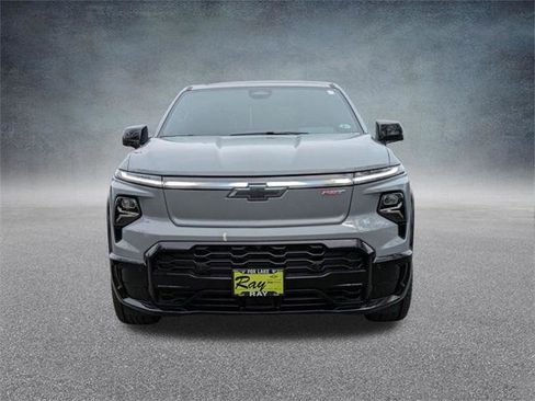 New 2025 Chevrolet Silverado EV RST image 9