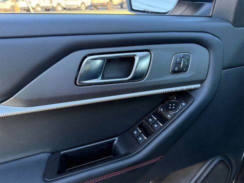 New 2025 Ford Explorer ST-Line w/ Premium Package image 20