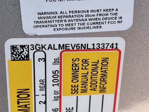 Used 2022 GMC Terrain SLE image 19