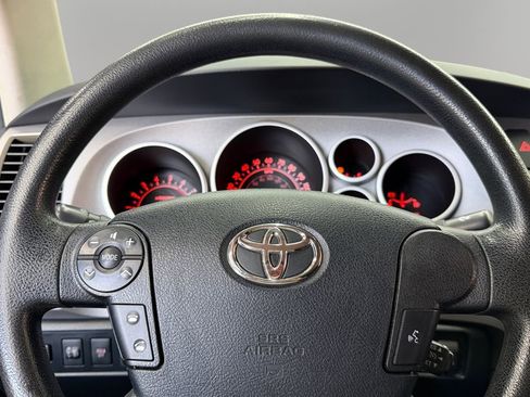 Used 2011 Toyota Tundra 4x4 CrewMax w/ TRD Off-Road Pkg image 18