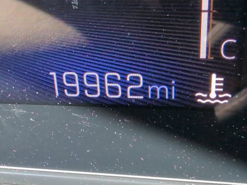 Used 2025 Chevrolet Trax ACTIV image 22