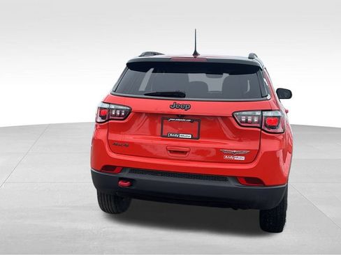 Used 2019 Jeep Compass Trailhawk w/ Leather Interior Group image 6