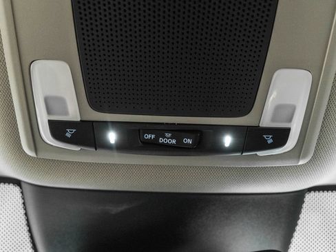 Used 2024 Honda Pilot EX-L image 30