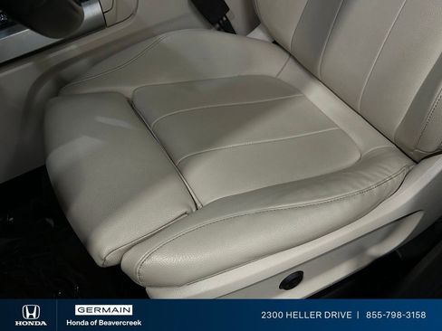 Used 2022 Mercedes-Benz GLB 250 4MATIC image 19