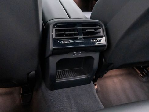 Certified 2026 BMW 530i xDrive AWD/4WD image 21