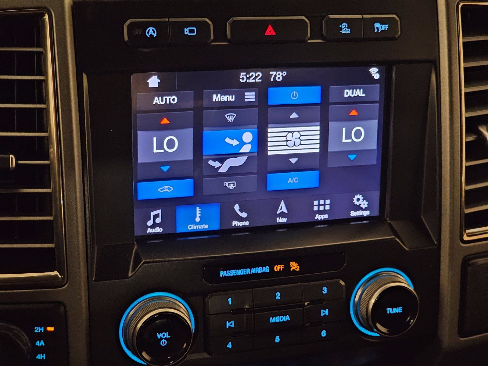 Used 2019 Ford F150 Raptor w/ Equipment Group 802A Luxury AWD/4WD image 16